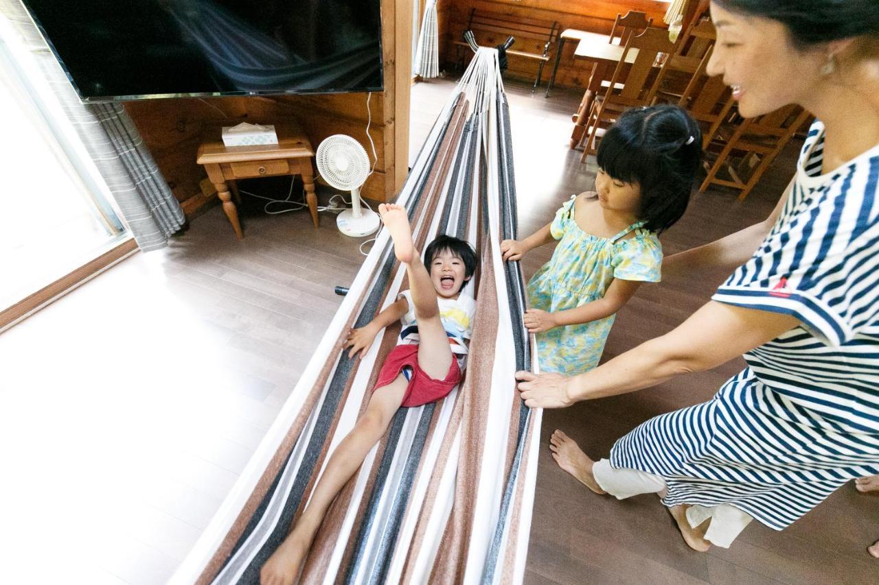 ログハウスせせらぎ Tsuru Bagian luar foto